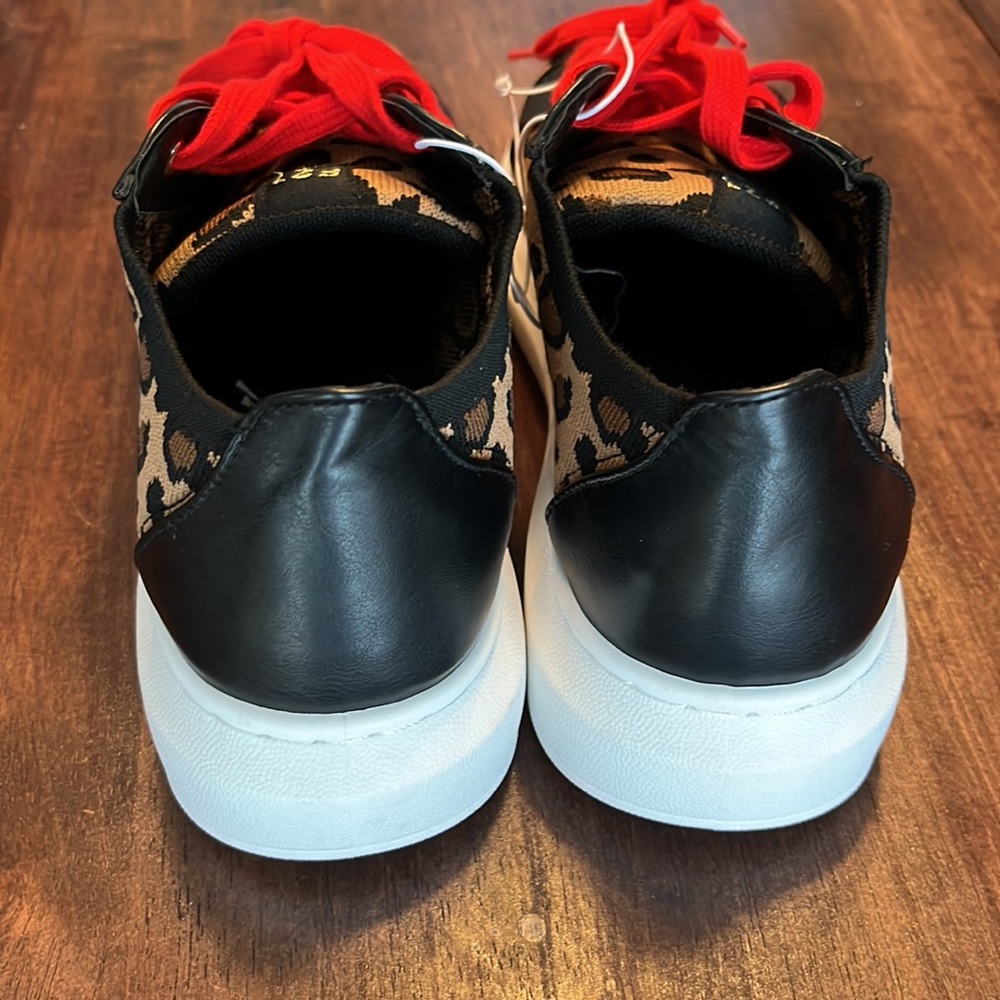 Forever 21 Platform Leopard Fashion Sneakers Size 8 fits like 8.5 worn once! - Picture 6 of 7